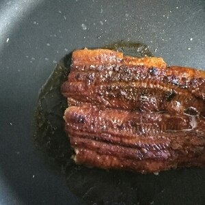 市販品のウナギ蒲焼は水洗いから うな丼 レシピ 作り方 By ぽんぽんぷー 楽天レシピ 市販品のウナギ蒲焼は水洗いから うな丼 レシピ 作り方 By ぽんぽんぷー 楽天レシピ